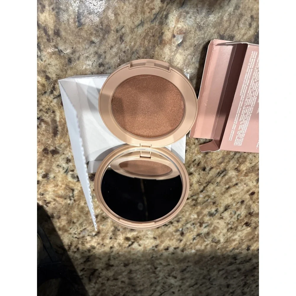 Ilia ~ Sunshift Cream Bronzer ~ Natural Warmth ~ 